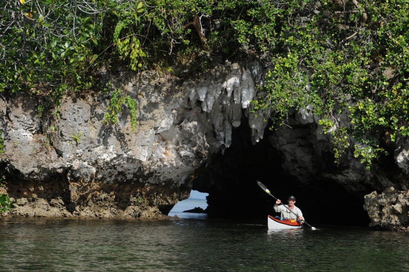 Limestone cliffs by kayak